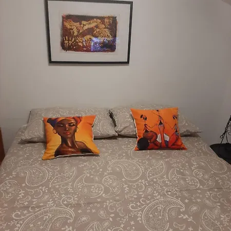 Sunny Attic Apartament *